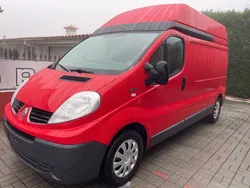 Vermelho Usado 2014 Renault Trafic Van | € 13.500 (Preço justo)