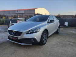 Cinza prata Usado 2014 Volvo V40 CC Momentum Carrinha | € 12.750 (Preço justo)