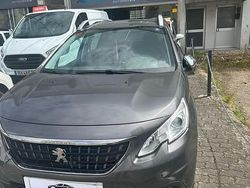 Castanho Usado 2017 Peugeot 2008 SUV | € 12.900 (Preço elevado)