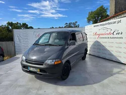 Cinza Usado 2001 Toyota HiAce Monovolume | € 7.500