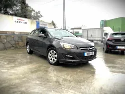 Cinzento Usado 2015 Opel Astra Carrinha | € 9.990 (Preço justo)