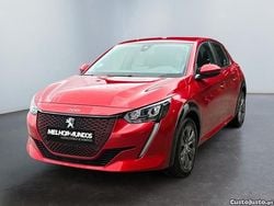 Vermelho Usado 2021 Peugeot e-208 Active Citadino | € 16.950 (Preço justo)