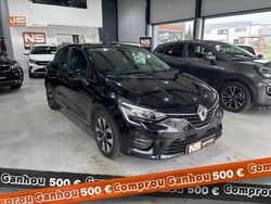 Preto Usado 2023 Renault Clio V Intens | € 16.500 (Preço justo)