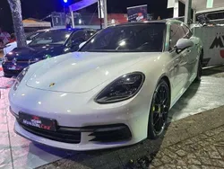 Branco Usado 2019 Porsche Panamera Sport Turismo Sedan | € 74.900 (Preço elevado)