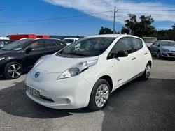 Branco Usado 2016 Nissan Leaf Visia Citadino | € 12.500