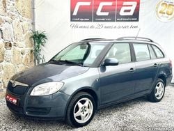 Cinza Usado 2009 Skoda Fabia Active Carrinha | € 4.450
