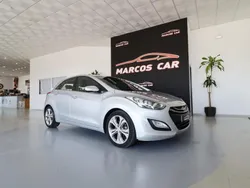 Cinza Usado 2015 Hyundai i30 Style | € 13.400