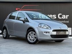 Cinza Usado 2016 Fiat Punto Sedan | € 6.950 (Preço justo)