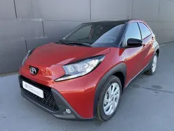 Verm chilli 2vh Usado 2023 Toyota Aygo Pulse Citadino | € 17.250 (Preço justo)