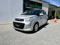 Cinza Usado 2017 Citroën C1 Feel Citadino | € 12.900 (Preço elevado)