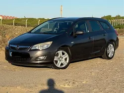 Usado 2012 Opel Astra Sedan | € 4.900 (Preço justo)