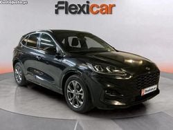 Preto Usado 2022 Ford Kuga ST-Line SUV | € 20.890 (Preço justo)