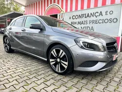 Cinza Usado 2014 Mercedes A180 Urban | € 16.990