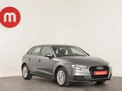 Cinzento Usado 2017 Audi A3 Citadino | € 20.499 (Caro)