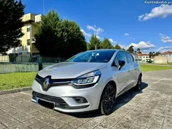 Cinza Usado 2018 Renault Clio IV Intens | € 9.900 (Preço justo)