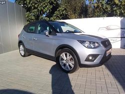 Cinza Usado 2020 Seat Arona Style SUV | € 15.790 (Preço justo)