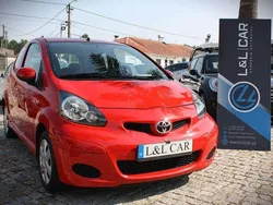 Vermelho Usado 2009 Toyota Aygo Citadino | € 7.500