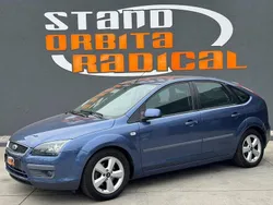 Azul Usado 2005 Ford Focus Citadino | € 6.450