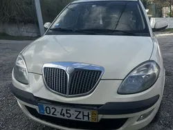 Usado 2004 Lancia Ypsilon Citadino | € 2.000