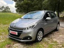 Cinza Usado 2019 Peugeot 208 Allure Citadino | € 14.500 (Preço justo)