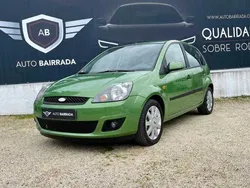 Verde Usado 2005 Ford Fiesta Trend Citadino | € 6.250
