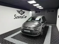 Cinza Usado 2021 Citroën C4 Shine Monovolume | € 18.500 (Bom preço)