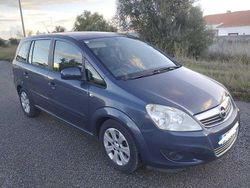 Usado 2009 Opel Zafira Sedan | € 3.900