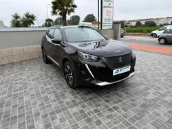 Preto Usado 2023 Peugeot 2008 Allure SUV | € 23.990 (Preço elevado)