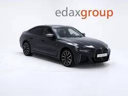 Cinza Usado 2022 BMW i4 Comfort Edition Sedan | € 47.490 (Bom preço)