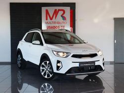 Branco Usado 2024 Kia Stonic SUV | € 19.500 (Preço elevado)