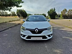 Branco Usado 2016 Renault Mégane III Experience Sedan | € 11.000 (Preço justo)