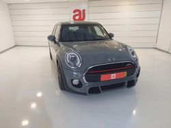 Cinzento Usado 2017 Mini Cooper Citadino | € 16.490 (Preço elevado)