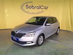 Cinza Usado 2021 Skoda Fabia Ambition | € 16.000 (Preço justo)