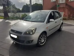 Usado 2006 Ford Fiesta Citadino | € 4.500 (Preço justo)