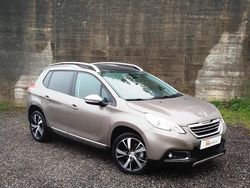 Cinza Usado 2015 Peugeot 2008 Allure SUV | € 11.999 (Preço justo)