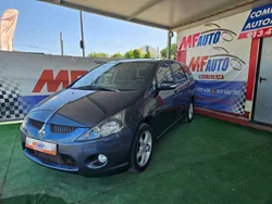 Cinza Usado 2006 Mitsubishi Grandis Intense Monovolume | € 6.900