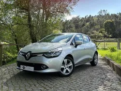 Cinzento Usado 2014 Renault Clio IV | € 9.490 (Preço elevado)