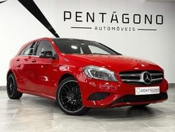 Vermelho Usado 2013 Mercedes A180 Urban | € 16.500