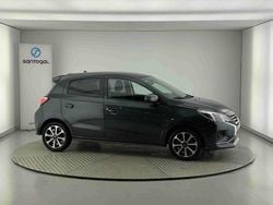 Cinzento Usado 2024 Mitsubishi Space Star Edition Citadino | € 14.600 (Preço justo)