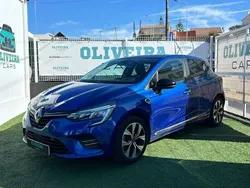 Azul Usado 2021 Renault Clio V LIMITED | € 13.990 (Preço justo)