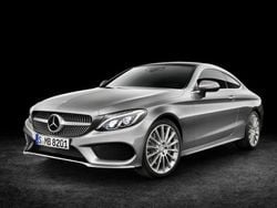 Cinzento Usado 2024 Mercedes C300 Coupé | € 55.900