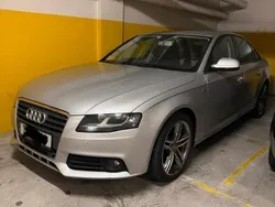 Cinzento Usado 2011 Audi A4 Premium Sedan | € 9.300 (Super Preço)