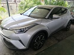 Cinza Usado 2018 Toyota C-HR Comfort SUV | € 23.950 (Preço elevado)