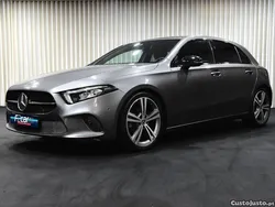 Cinza Usado 2018 Mercedes A180 Progressive Citadino | € 22.990 (Preço justo)