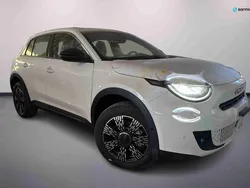 Branco Novo 2024 Fiat 600 SUV | € 27.000 (Preço justo)