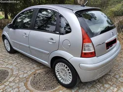 Cinza Usado 2008 Citroën C3 Exclusive Citadino | € 5.000 (Preço justo)