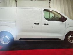 Branco Usado 2023 Citroën e-Jumpy Monovolume | € 21.900