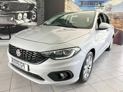 Cinzento Usado 2019 Fiat Tipo Lounge Citadino | € 11.800 (Preço justo)