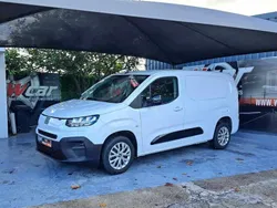 Branco Novo 2024 Fiat Doblò Monovolume | € 23.450 (Preço elevado)