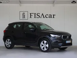 Preto Usado 2019 Volvo XC40 Momentum SUV | € 24.900 (Bom preço)